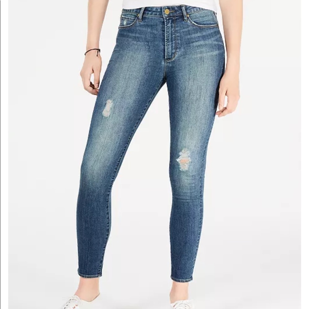 Ripped Ankle Skinny Jeans